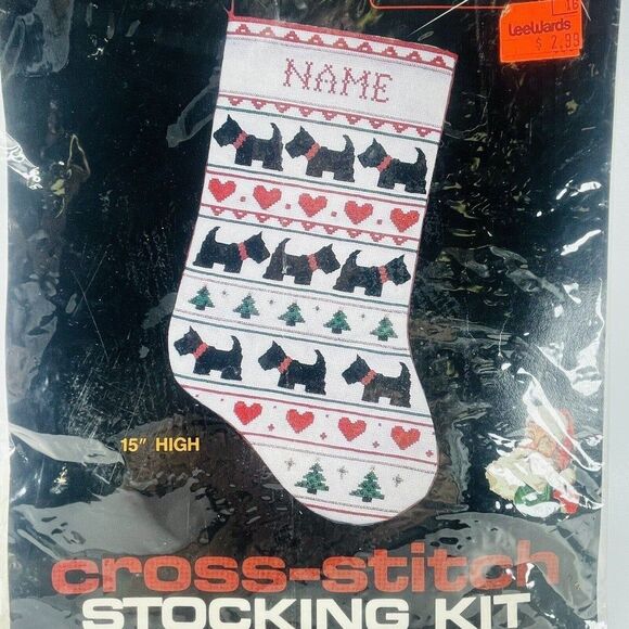 Scottie Dog Terrier Cross Stitch Christmas Stocking Kit Titan Needlecraft 15" - Picture 1 of 8